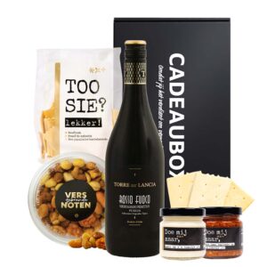 Too(a)st! Borrelpakket wijn
