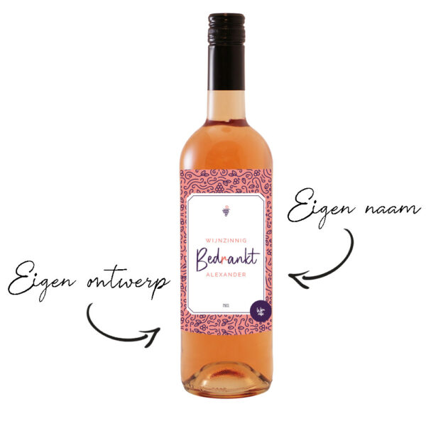 Fles Rosé wijn met eigen etiket