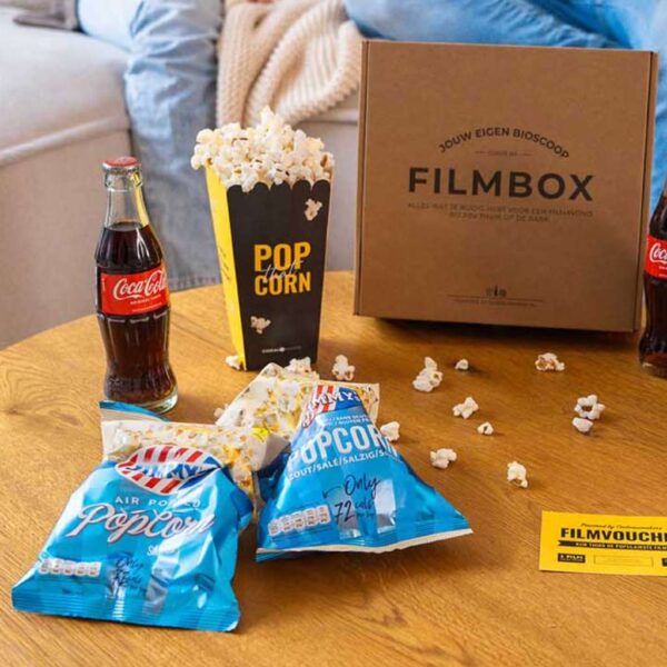 Filmpakket voor thuis | Popcorn én drankjes naar keuze - Afbeelding 2